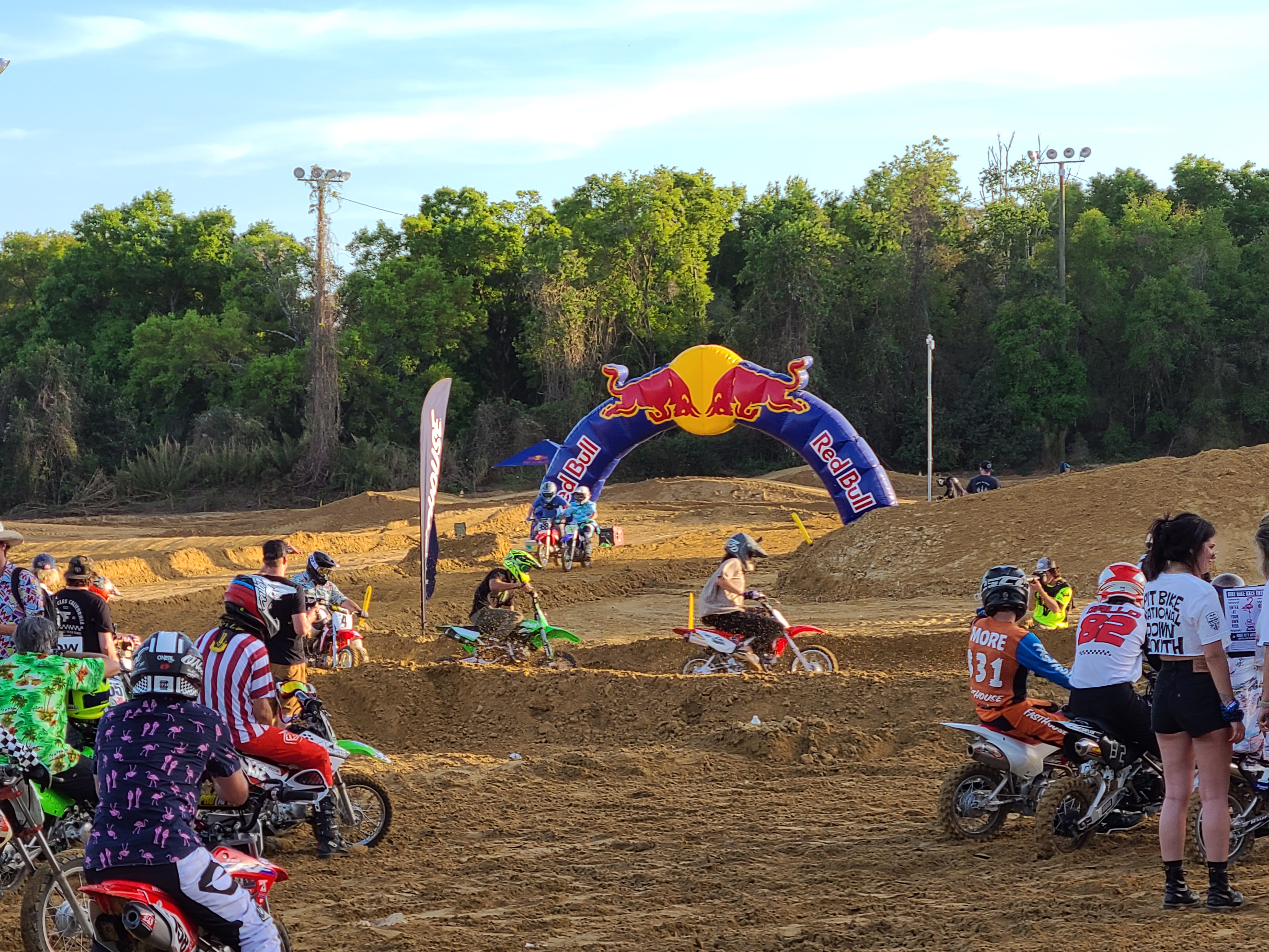 29-day-in-the-dirt-arch-2021.jpg