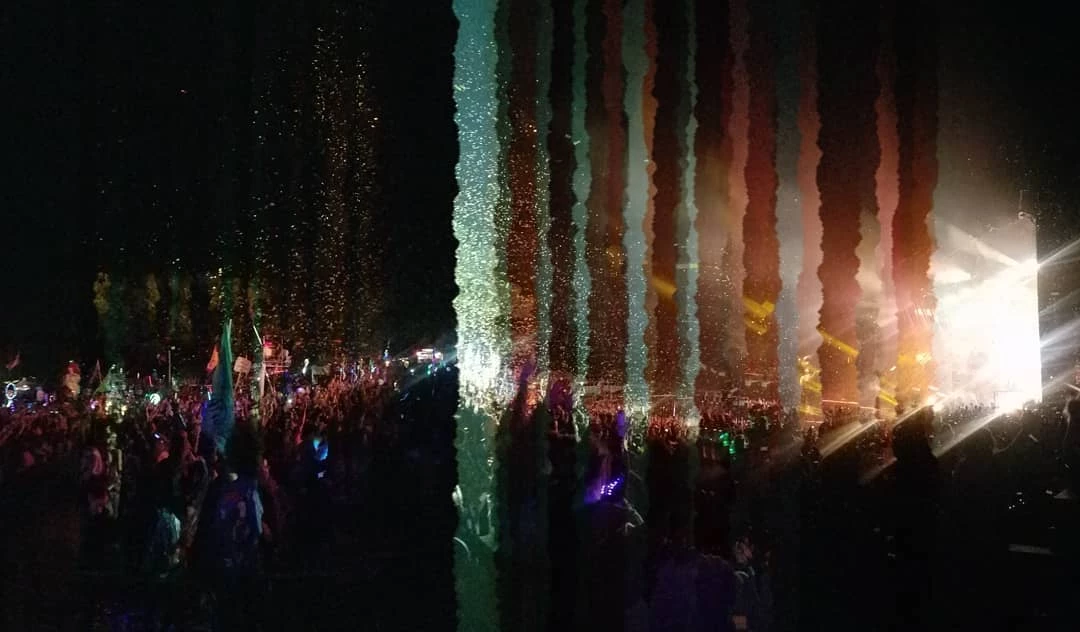 r1115-hulaween2018.jpg