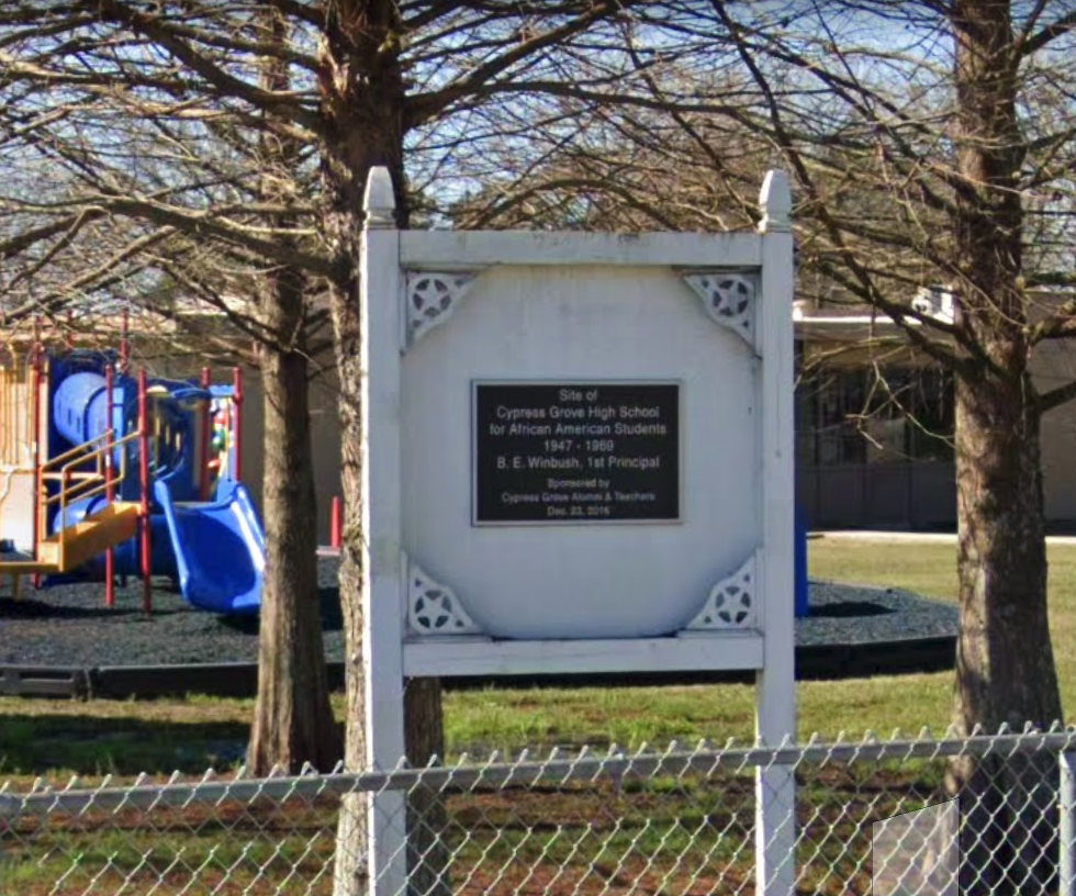 1141-sjamcypress-grove-high-schoolplaque-close-upstreet-view2019.png