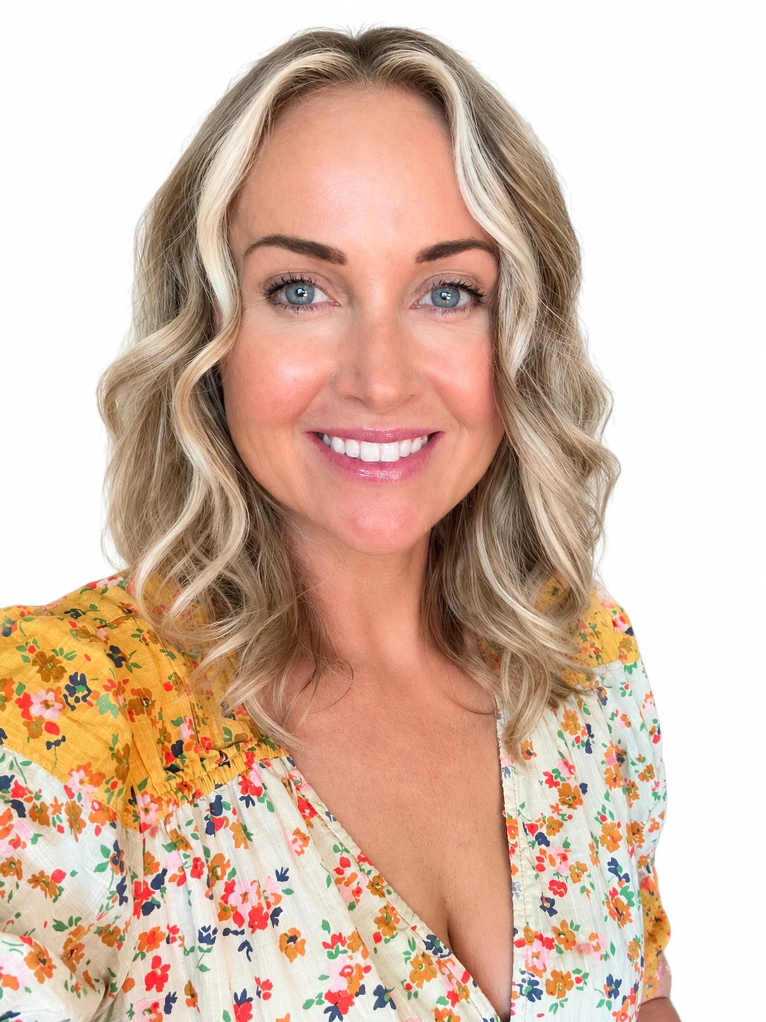 190-warm-blonde-floral-portrait-17933111306471.jpeg