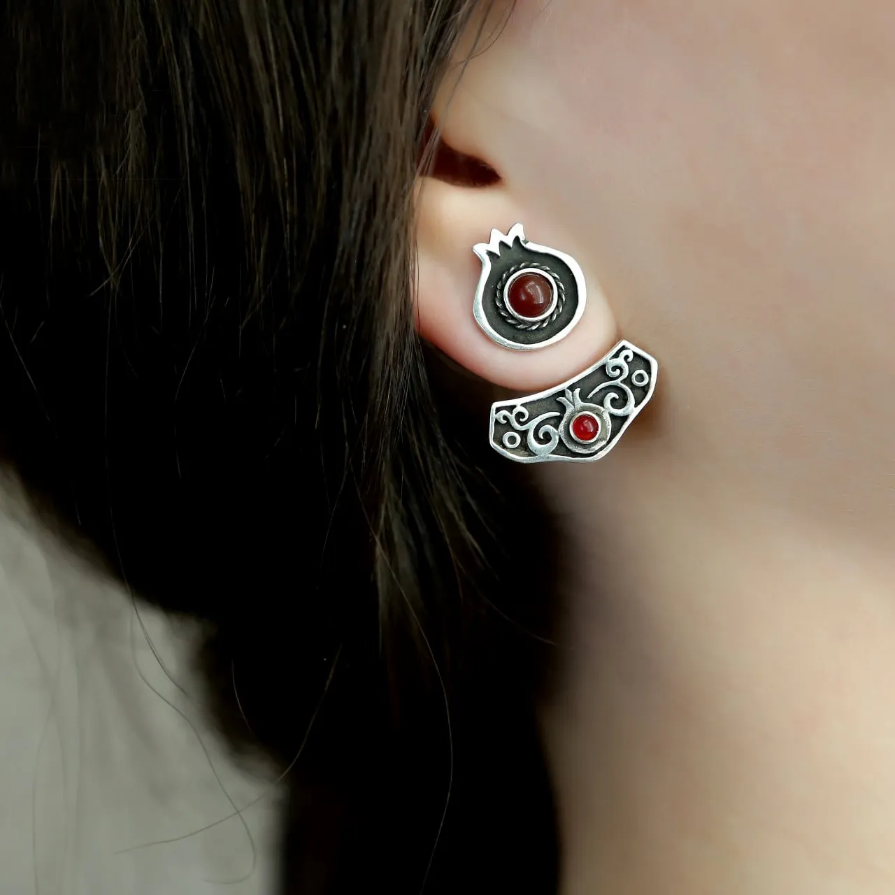 330-pomegranate-silver-earrings-carnelian-im-zard-7.jpg