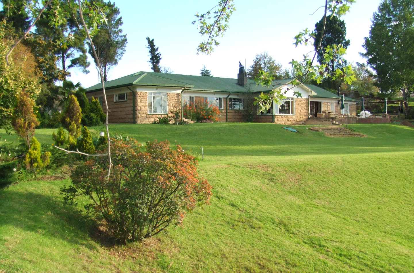 Lions Rest 860-architype0410f1-17319394774078.jpg