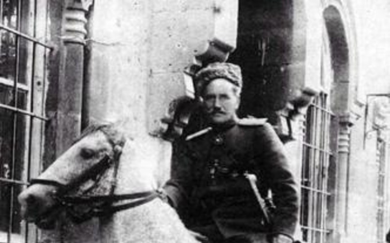 Զորավար Անդրանիկն ու հրեղեն ձին