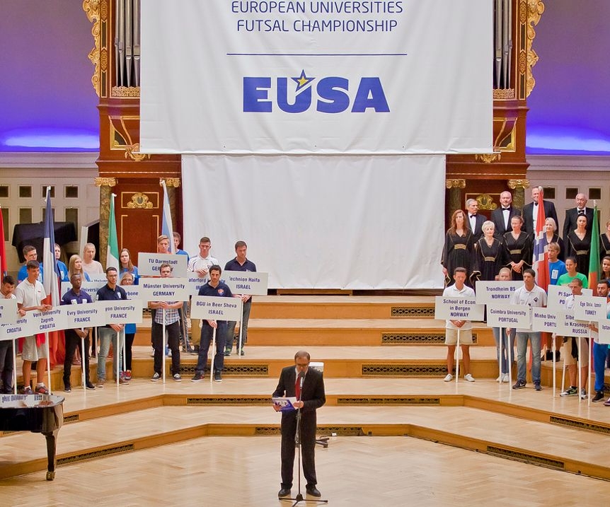 800862717578-eucfutsalo-opening-1.jpg