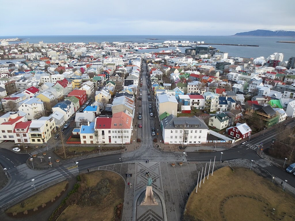 3257-10-viewfromthetopofhallgrimskirkjajpg-17477613594062.jpg