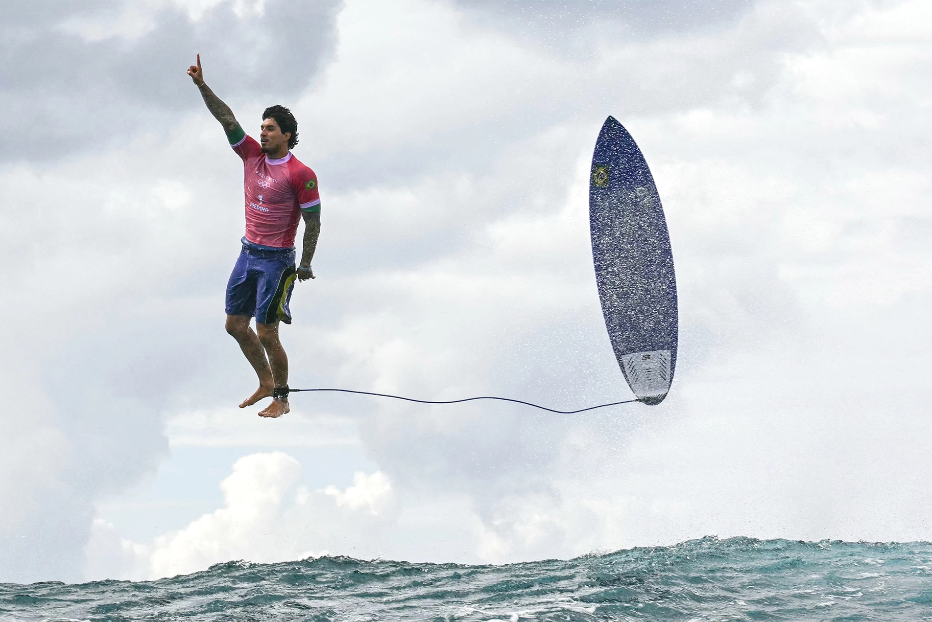 3585-gabriel-medina-2024-olympics-17504764932286.jpg