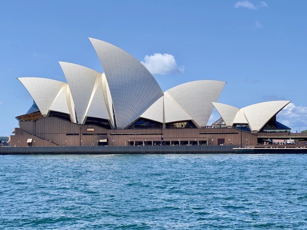 3740-smaller-sydneyoperahousefromcircularquay202310-17518294036567.jpg
