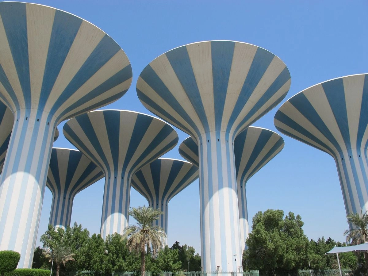 4144-64016f66-b292-4499-b82c-b57c9e3a3e1cde4fcc2c2cb710e658kuwait-city-water-towers--17541756548789.jpg