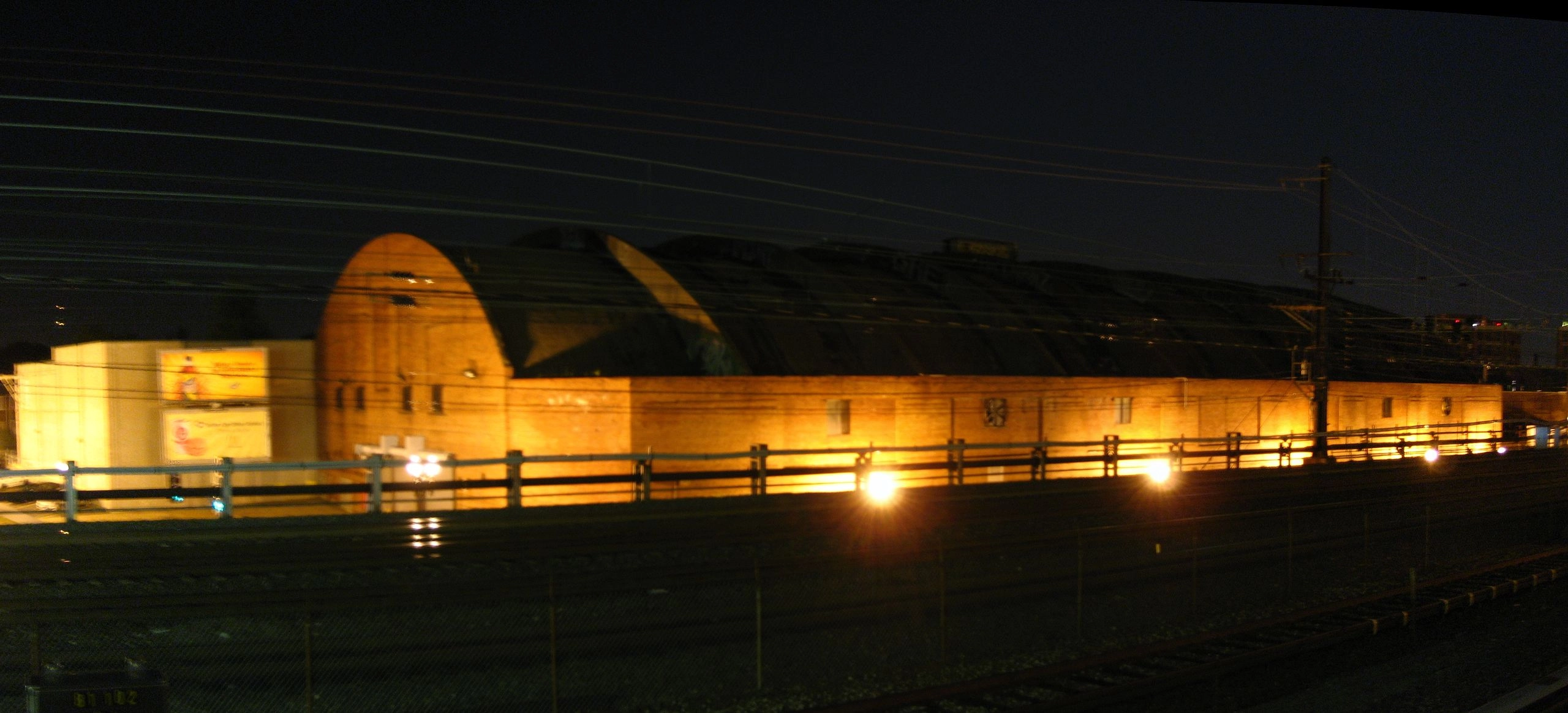 4279-ulinearenawashingtoncoliseum-17550982102347.jpg
