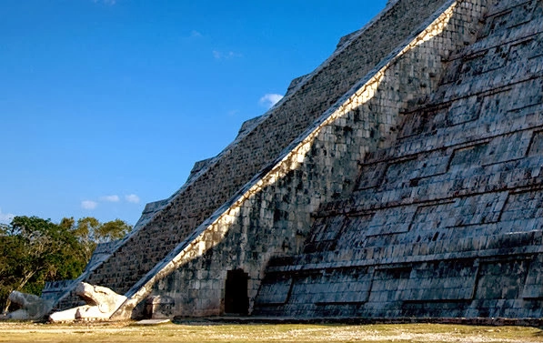 6996-chichen-itza-snake-01-gente-primavera-energia-03-17898774637603.jpg
