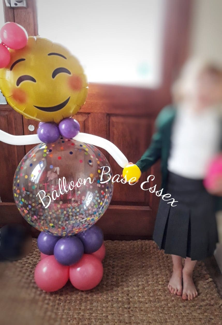 Smiley girl balloon buddy