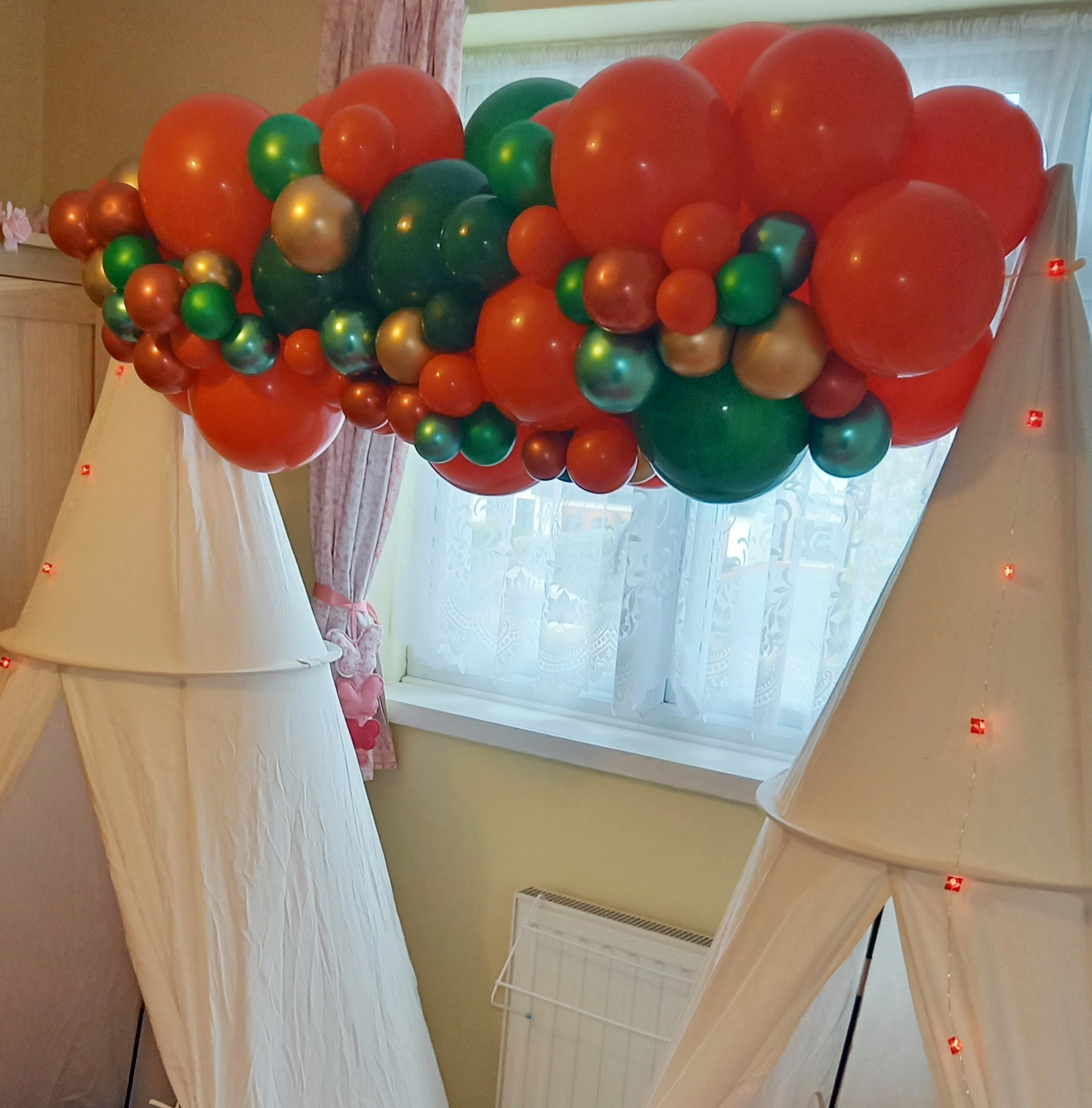 Sleepover teepee garland