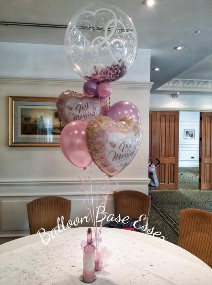 Wedding balloon bouquet table decoration