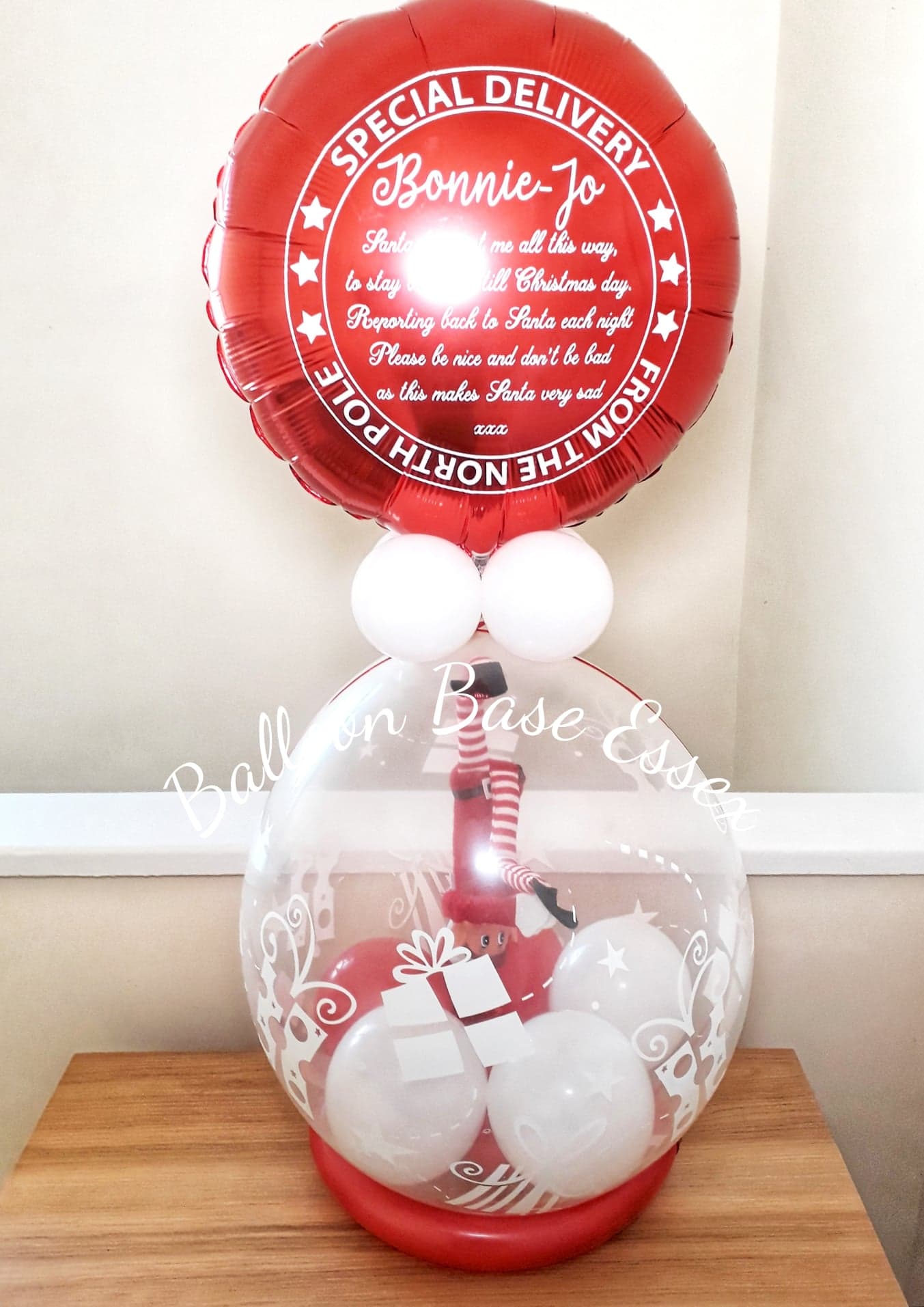 Special delivery Christmas elf balloon