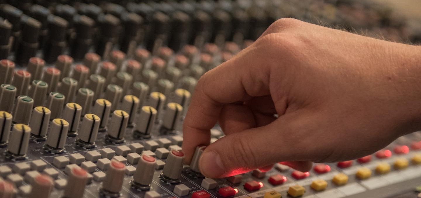 RECORDING, MIXING, & MASTERING 0425144067851-16bd73f7-ee7f-42d0-b073-85c8c8714cd1jpg-16679197723837.jpg