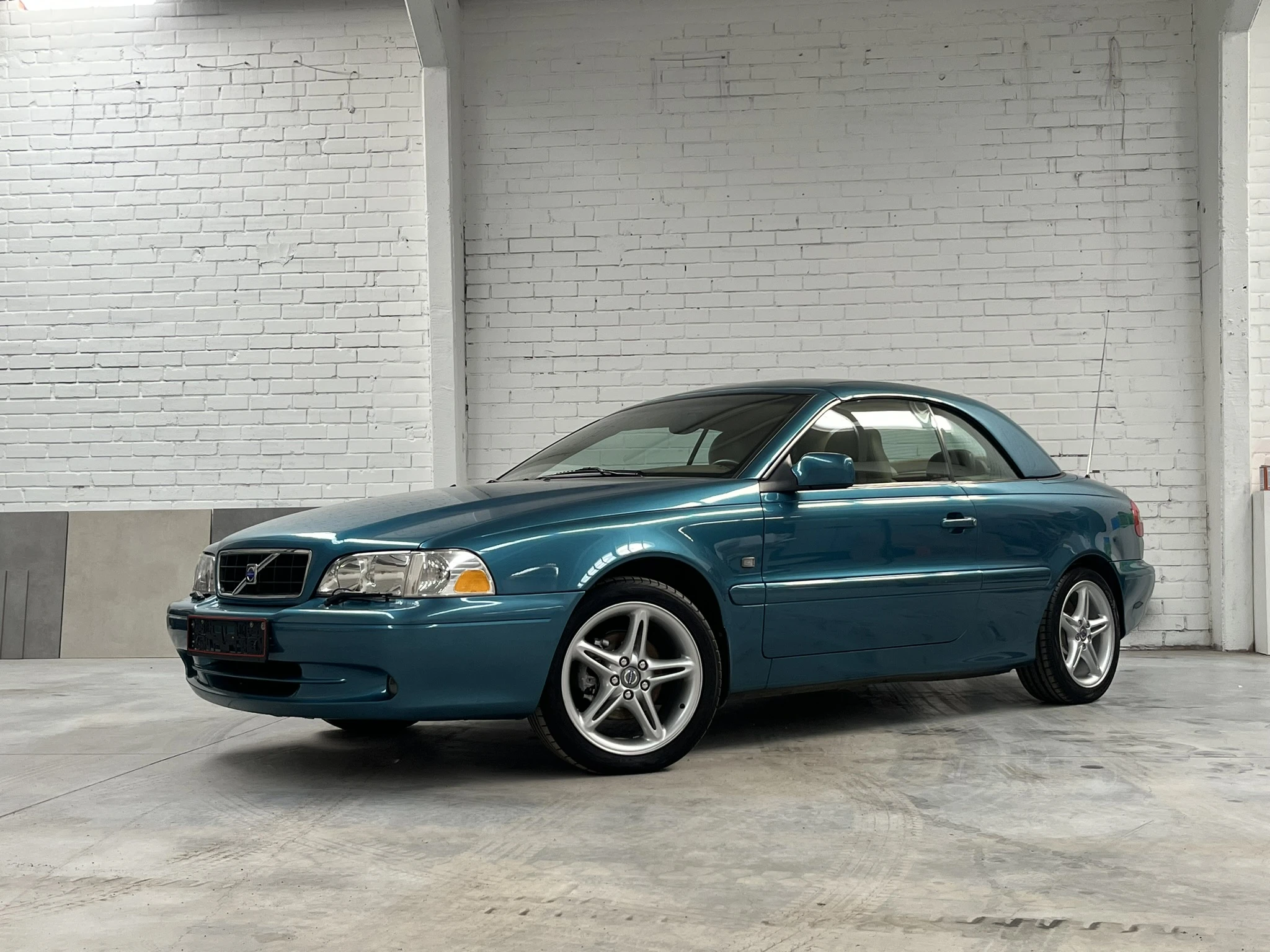 2000 Volvo C70 Cabrio 2.3T 181-img6447jpeg-17132586165184.jpeg