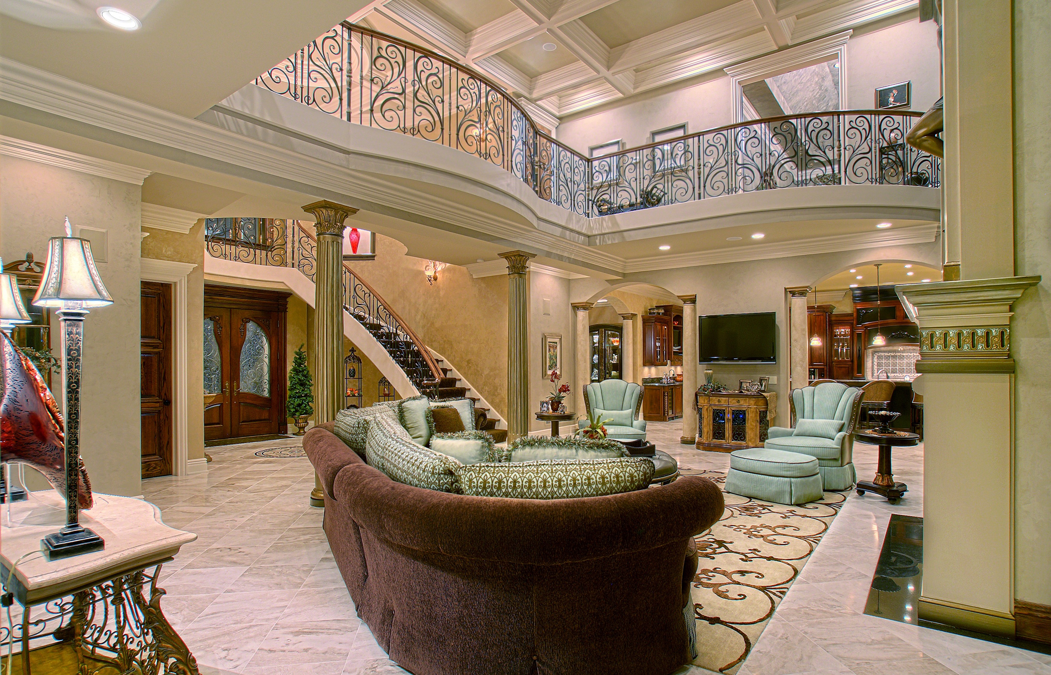 0473525226385-06-view-of-foyer-and-great-room.jpg