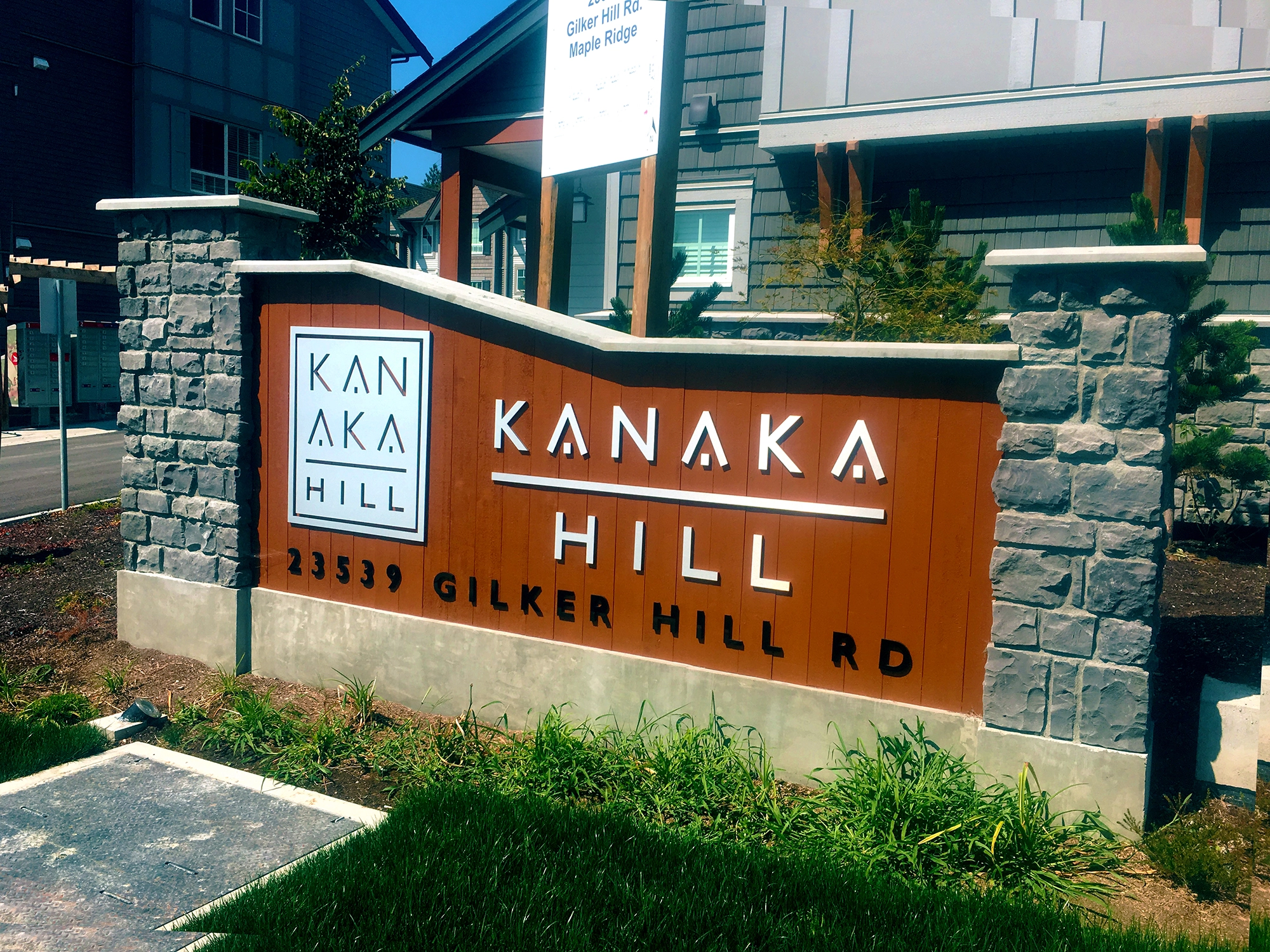 289-kanaka-signage.jpg