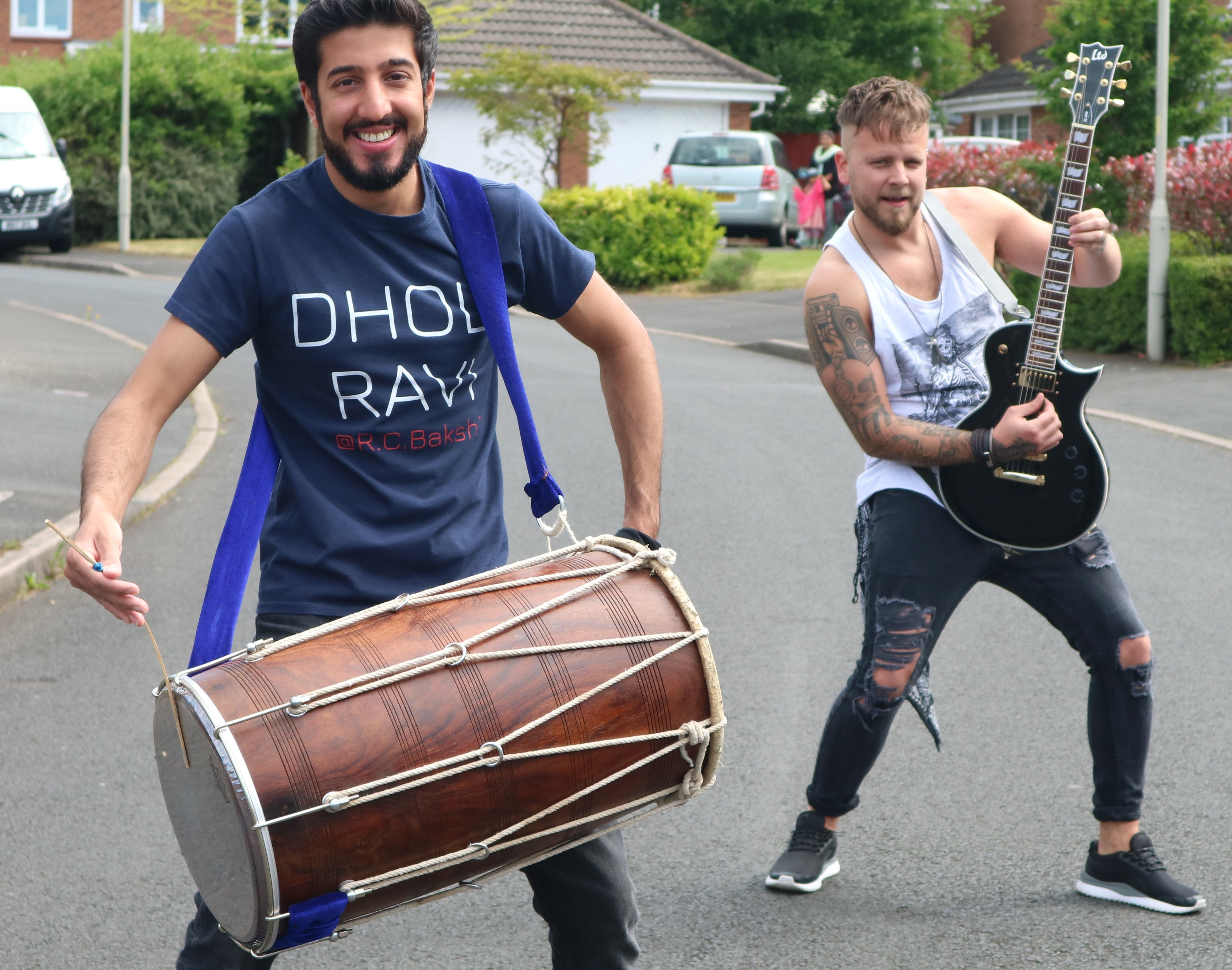 85631242803372209194-rock-amp-dhol-for-the-nhs-pic.jpg