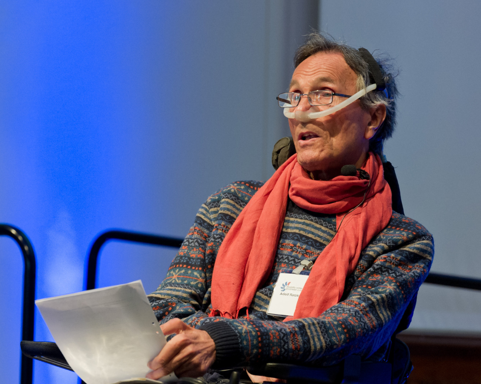 «Անձնական օգնություն. իրական անձնական օգնությունն ընդդեմ կեղծ տարբերակների». Ադոլֆ Ռացկա