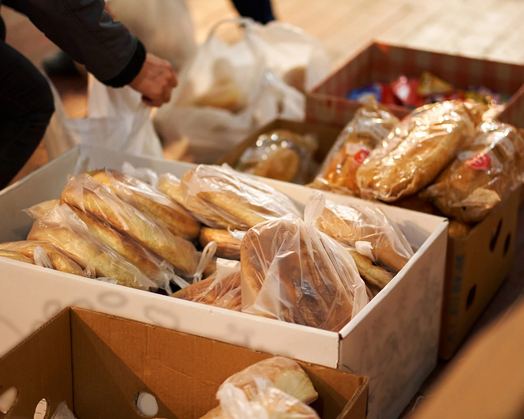 Ինչպե՞ս կազմակերպել սննդի տրամադրումը ներառական ձևով. ստուգացանկ