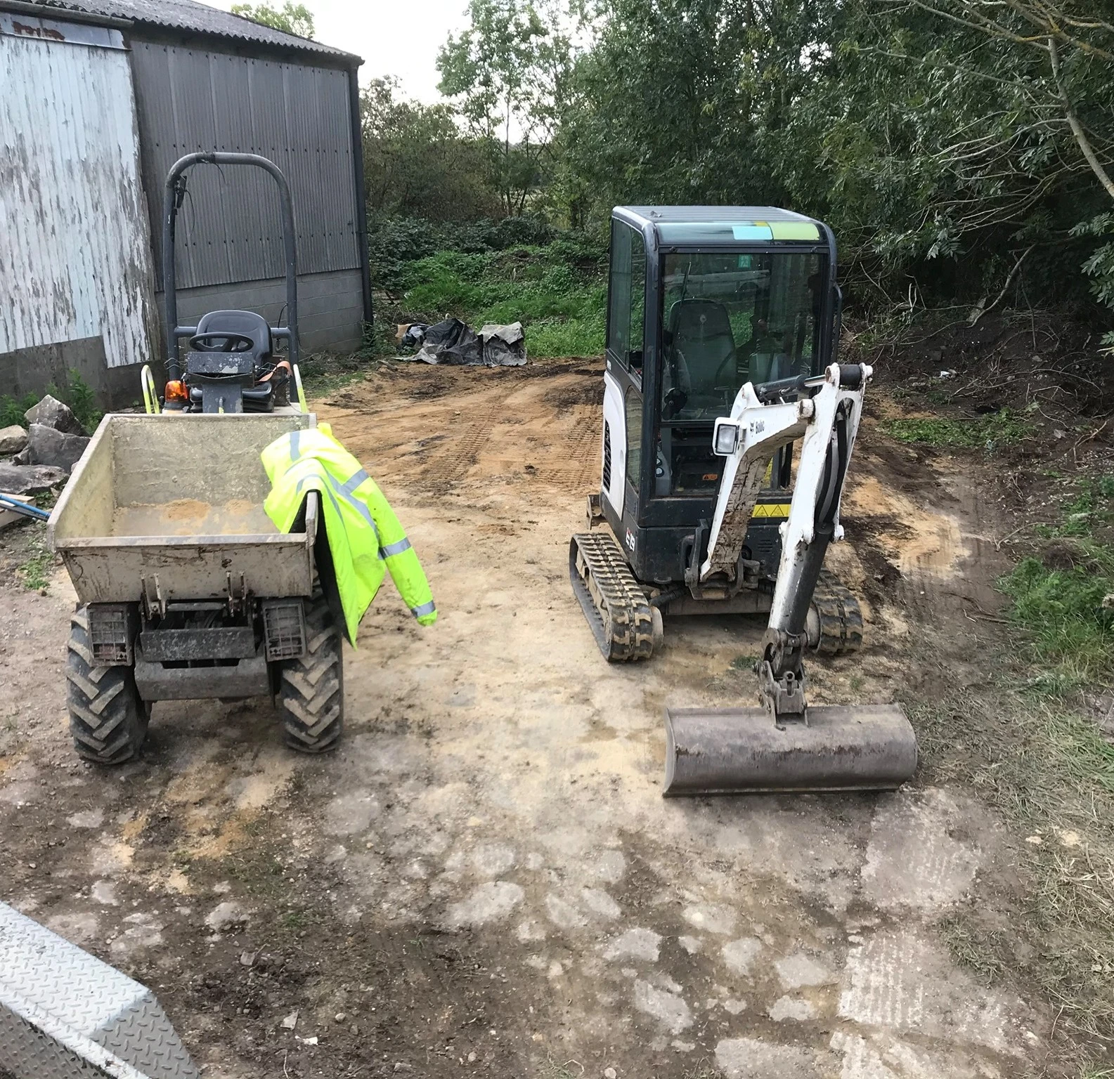 230015851536266-plant-hire-3.jpg