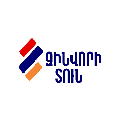 1230-zinvori-tunyerevan-armenia.jpg