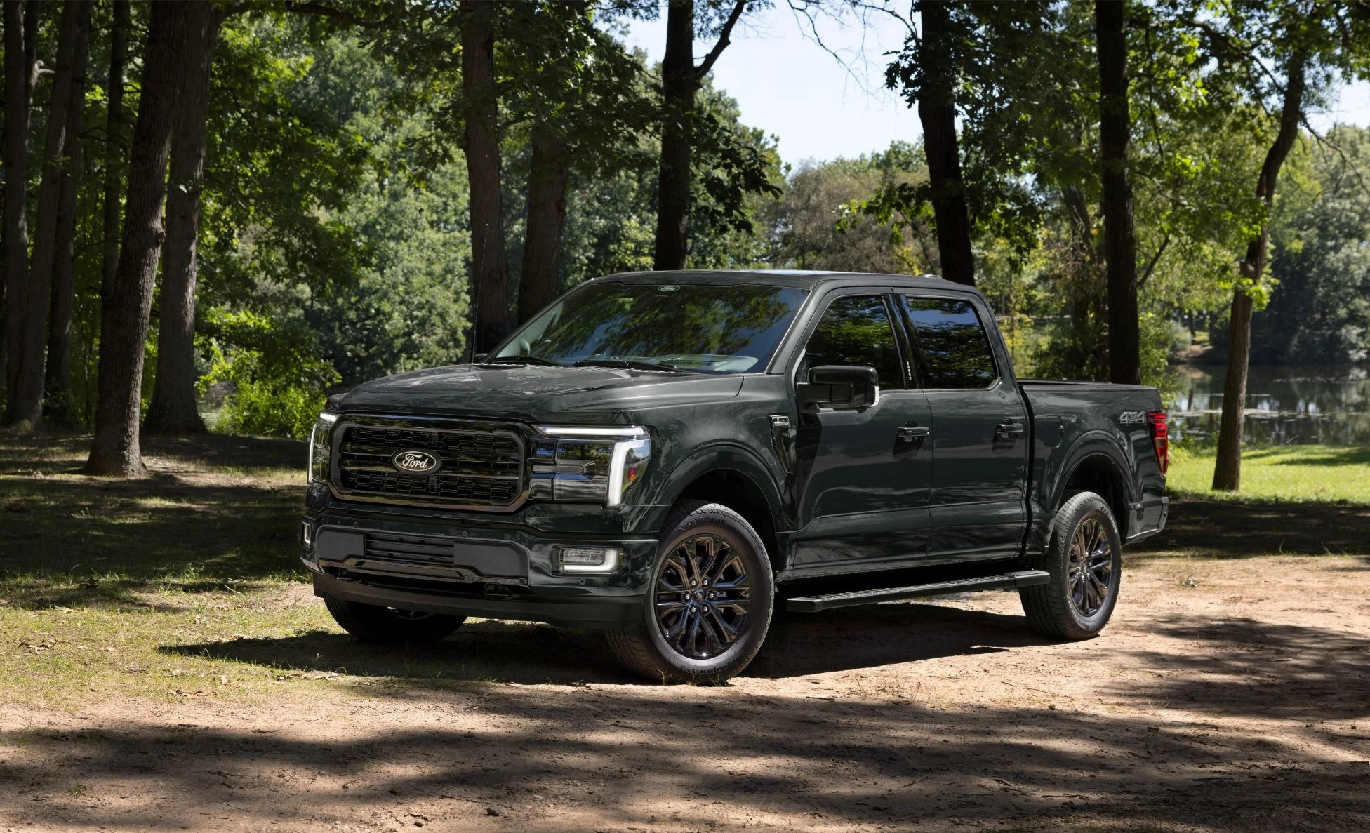 470195211871027-2025-20ford-20f-150-20lariat0125grey2048px-17532672741983.jpg