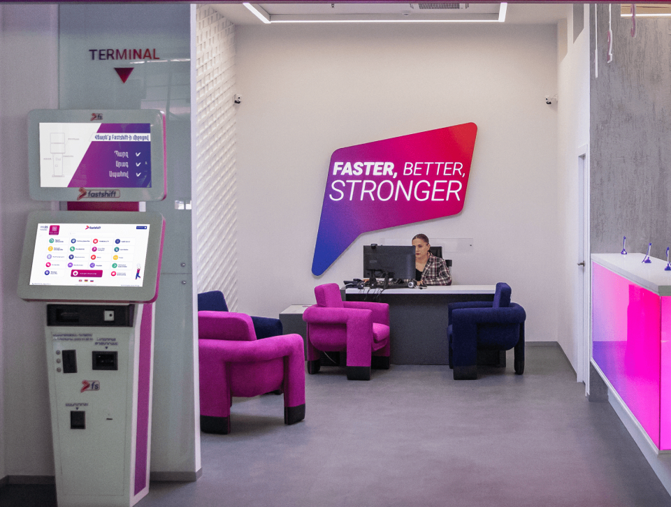 Fast Credit opened a new branch at Zvartnots Airport