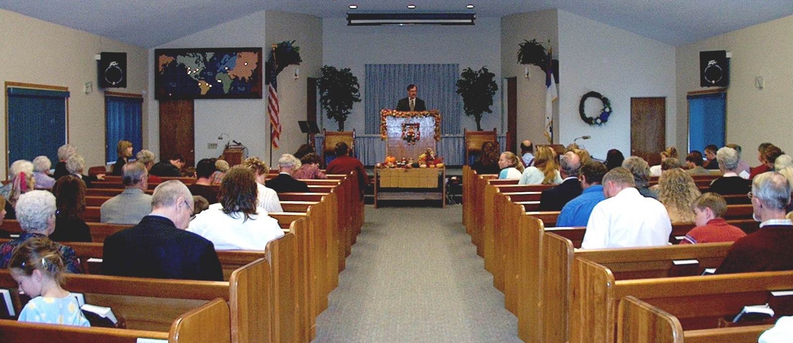 03381600692266-church-service-15882828815832.jpg