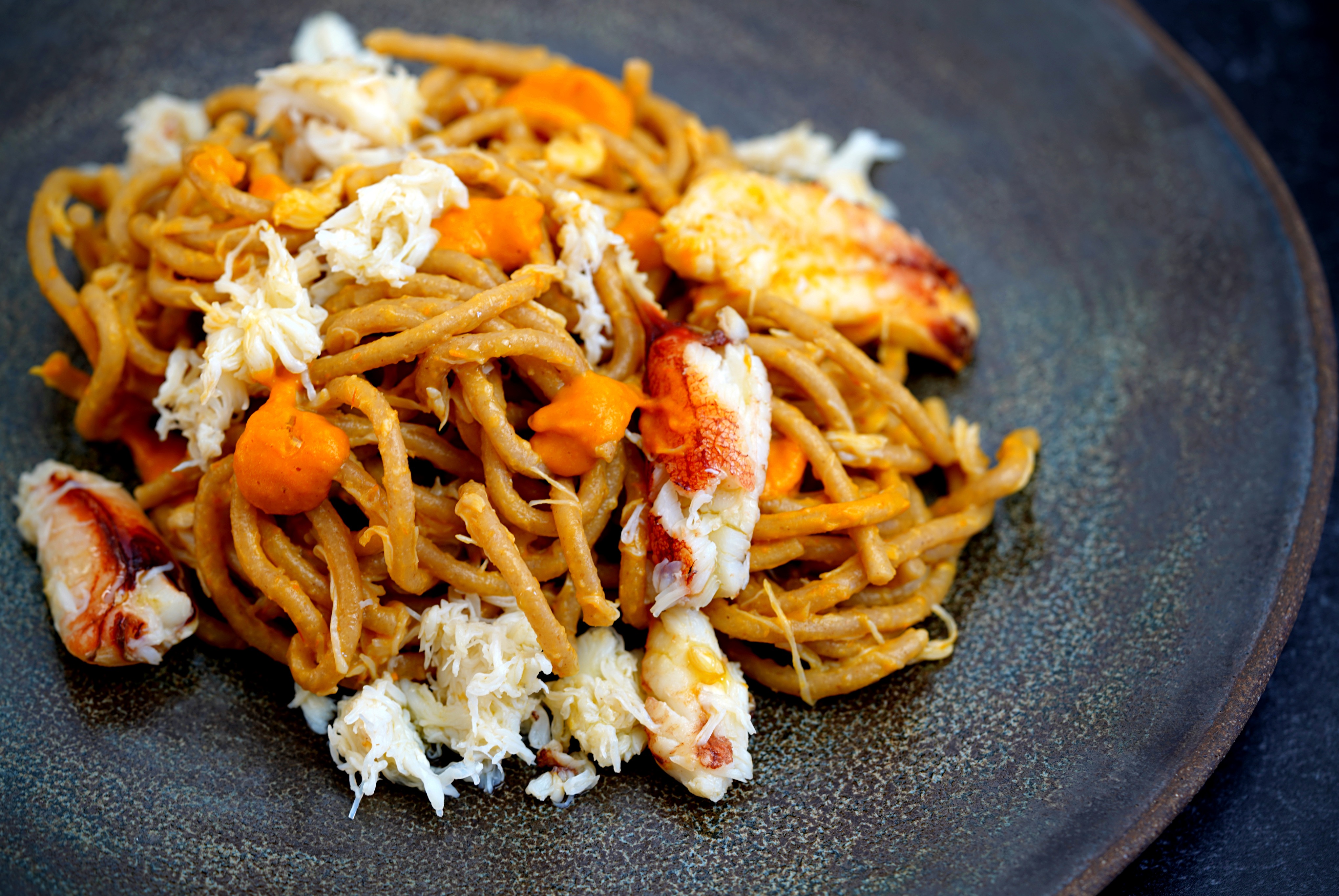 Wholewheat Spaghetti with Crab and Tomato Emulsion