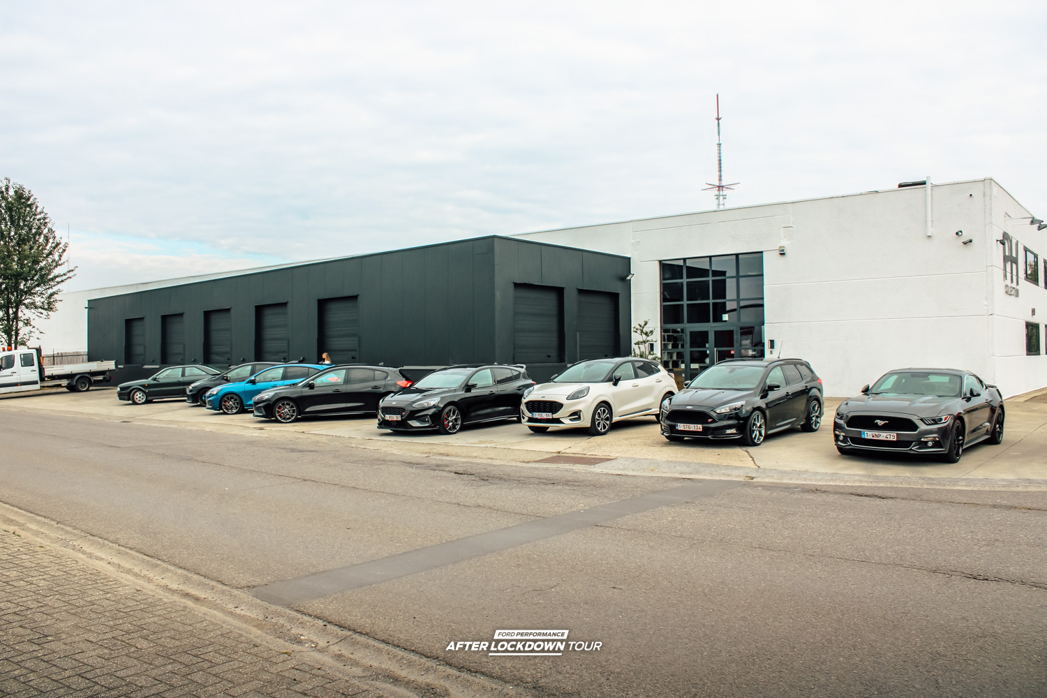 2329-img1443bkl.jpg