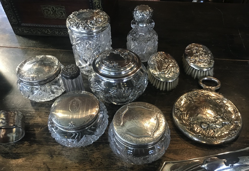 2073-pop-up-estate-sale-2.jpg
