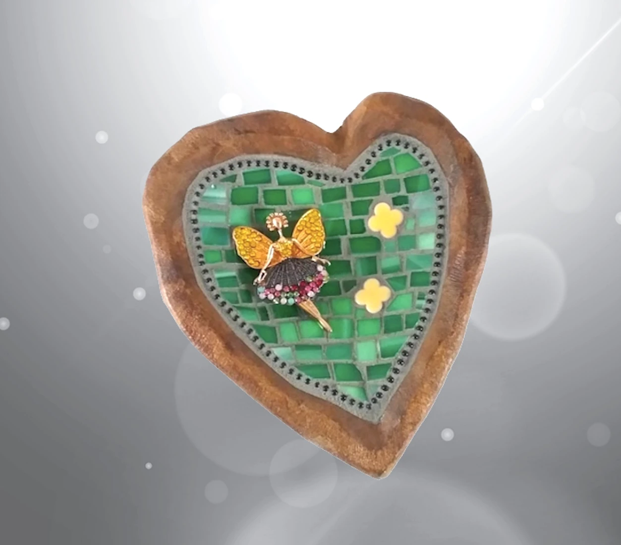 Garden Fairy 318-fairy-green-gray-17056095375227.png