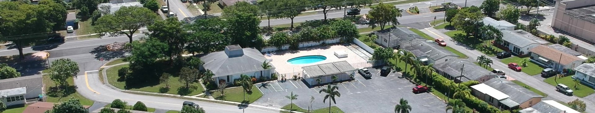 28-clubhouse3.jpg