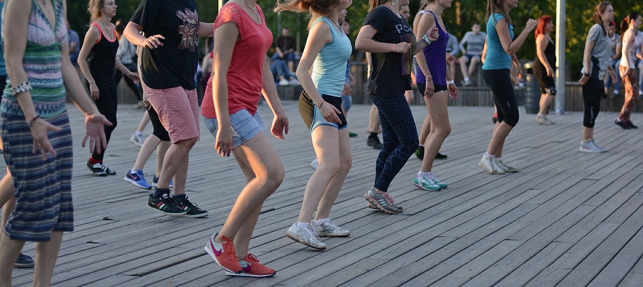 r90-danseurs-2---raccourci.jpg