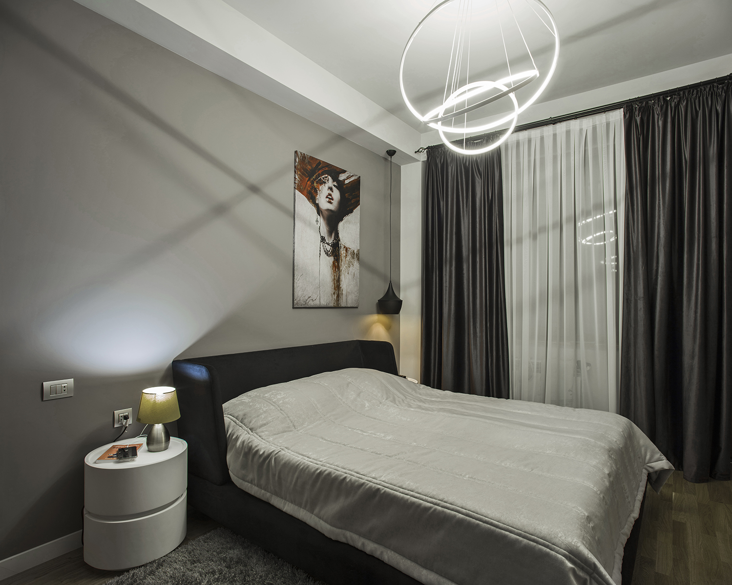 718-eraz-apartment06.jpg