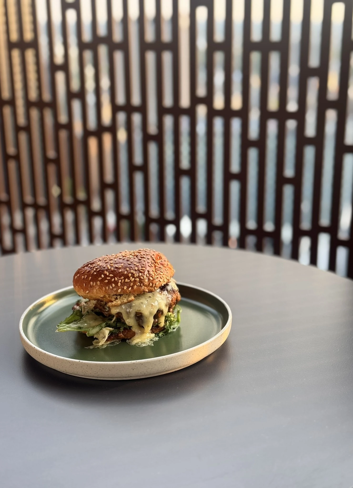 240148220483114-beef-burgerjpeg-17511349259647.jpeg