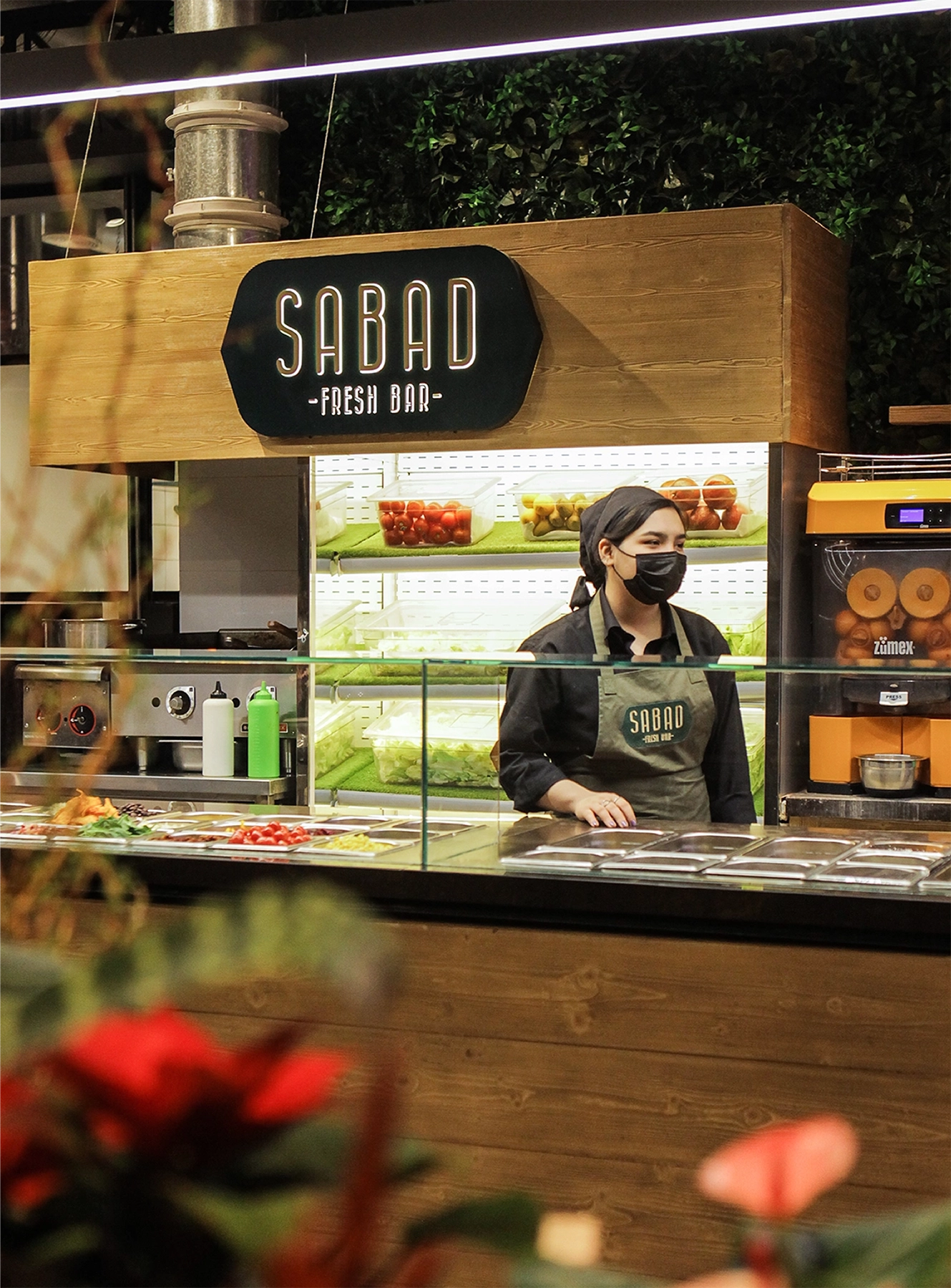00132918002451-sabad-saladbar---common-photo-2-iglu-studio-17528340118691.png