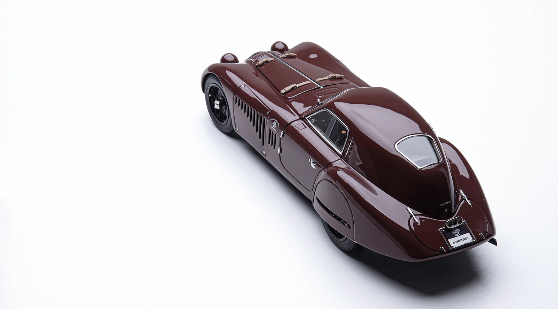 010118009982659-alfa-romeo---main-photo-iglu-studio-1752917745283.png
