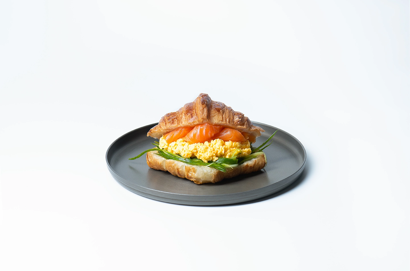 0514409502476-sabad-saladbar---solid-1-iglu-studio-17528380978216.png