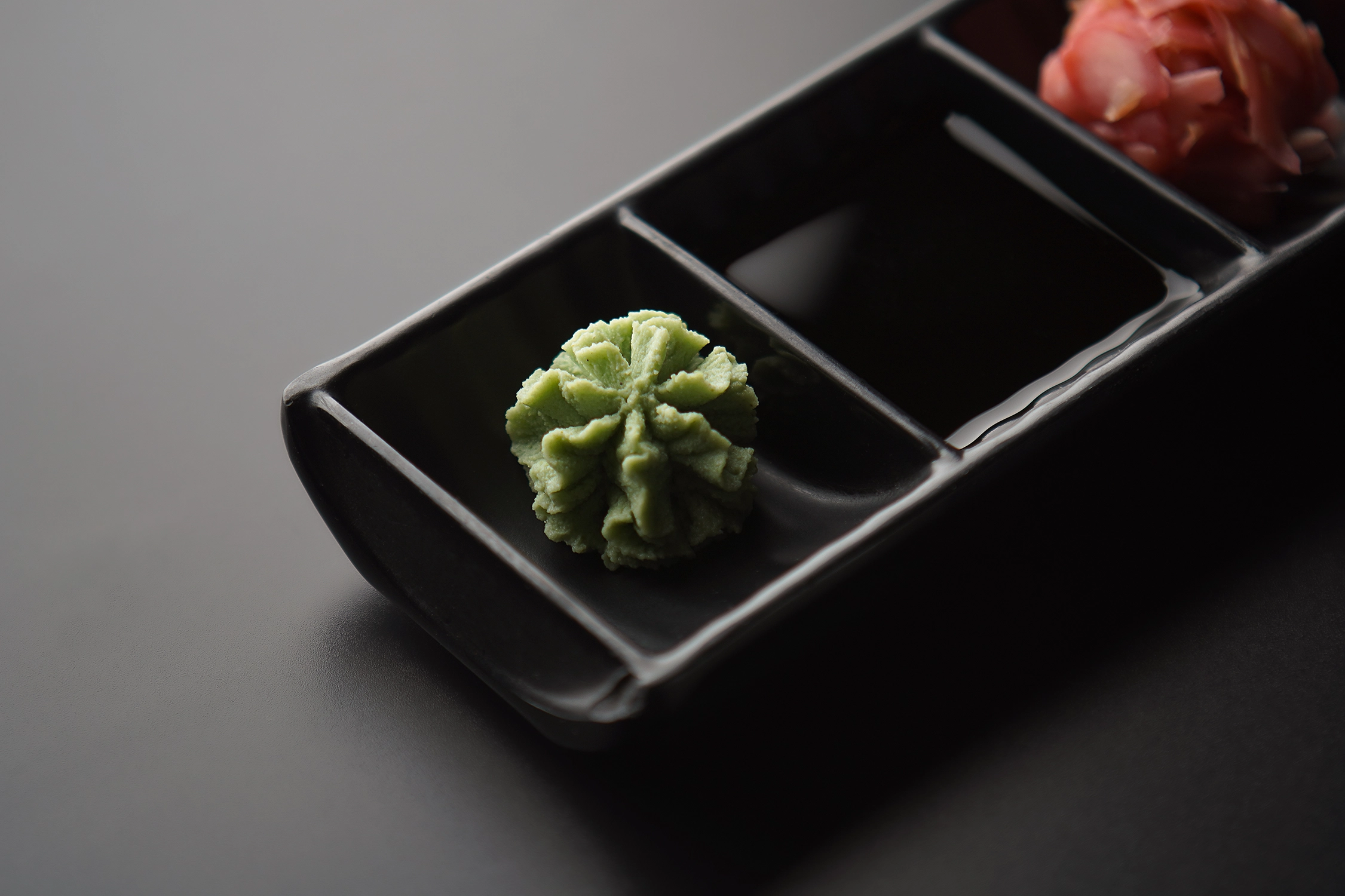2504-sakura---light-box-photo-2-iglu-studio-17528396006186.png