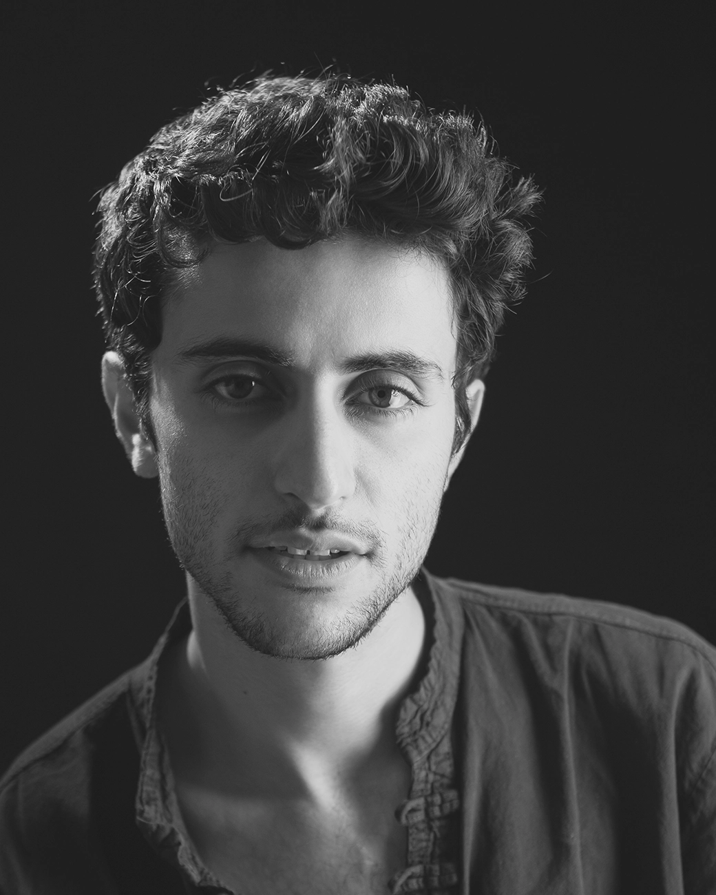 2718-various-portraits---portrait-3-iglu-studio-1752919244621.png