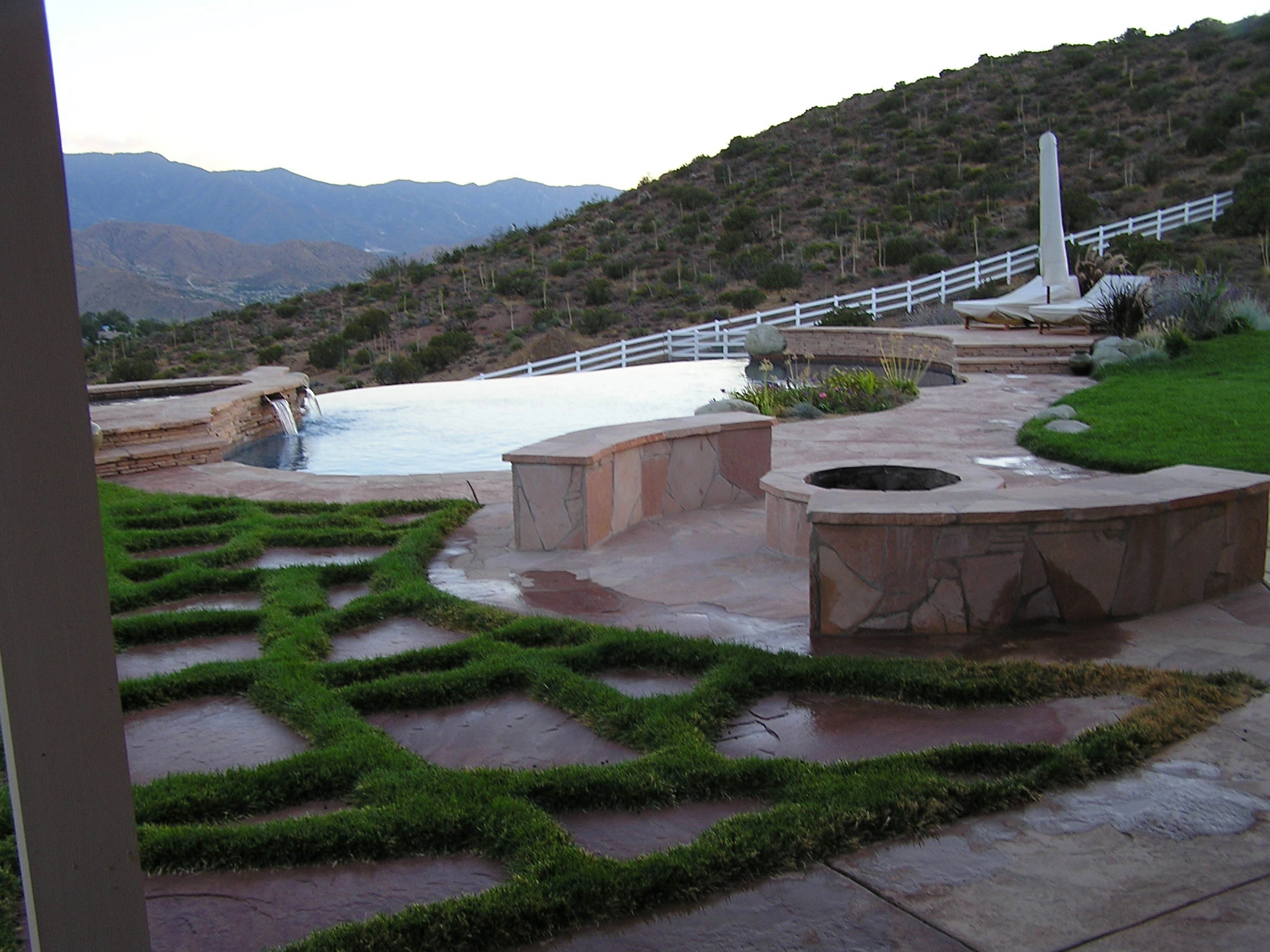 A clean, contemporary garden design Contemporary landscape
