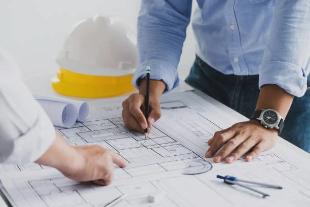 3468-reunion-de-ingenieros-para-un-proyecto-arquitectonico-trabajar-con-el-socio-y-la-17854499213329.jpg