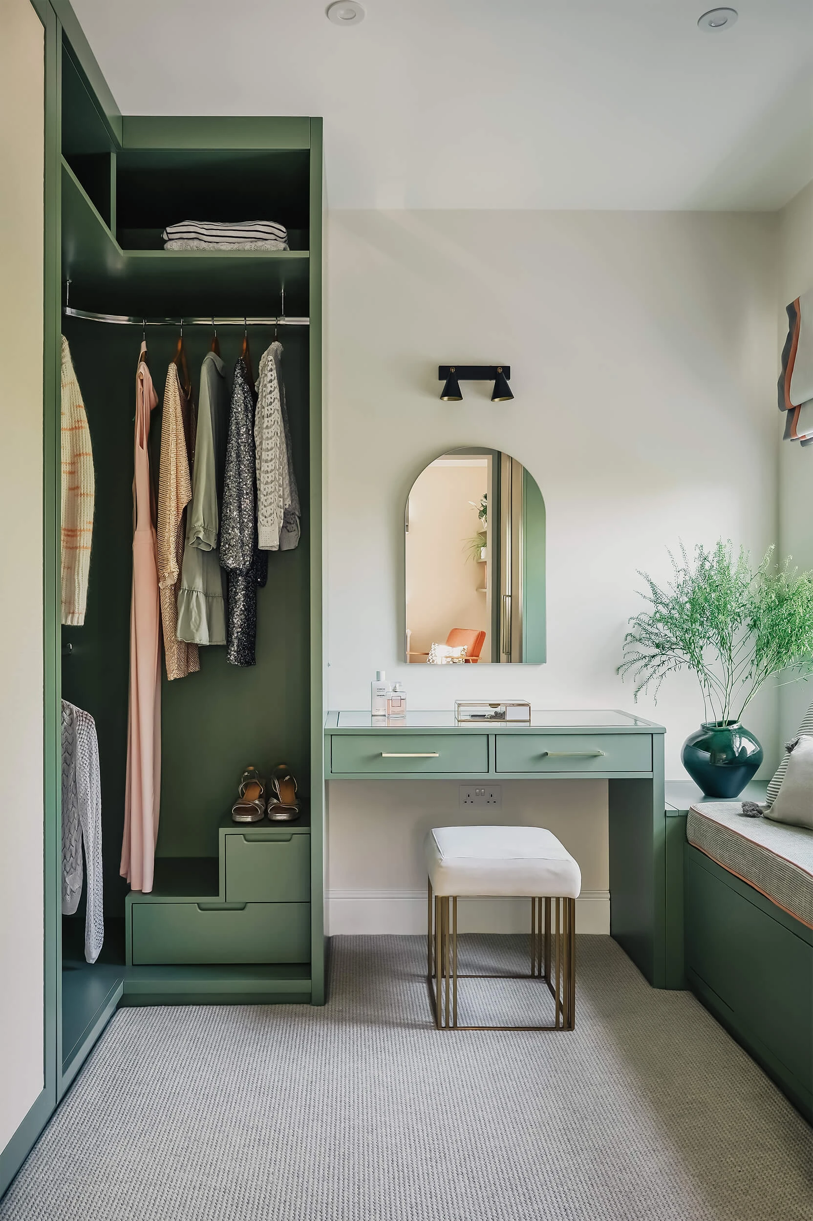 1314-bedroom-walk-in-dressing-room-interior-design-photography-london-surrey-suffolk-17433529749435.jpg