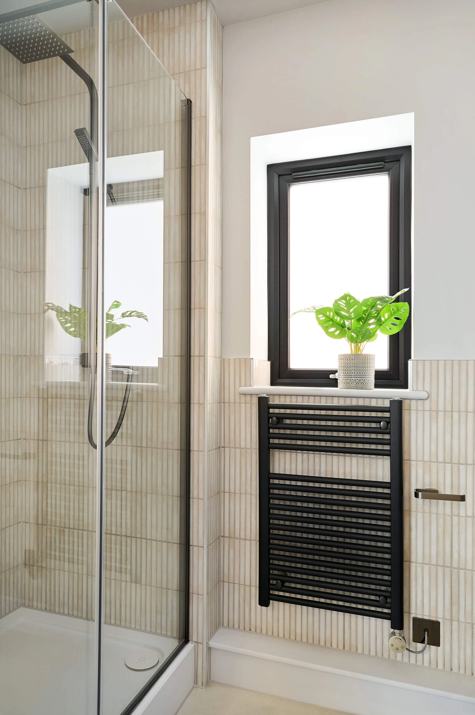 modern-bathroom-interior-photographer-surrey-uk-kezia-tan