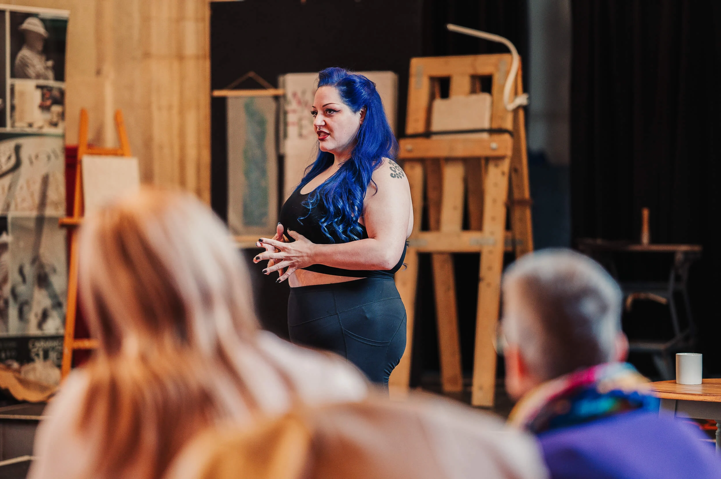 1472-burlesque-workshop-wamfest-health-wellbeing-event-photography-by-kezia-tan-suffo-17440463245568.jpg