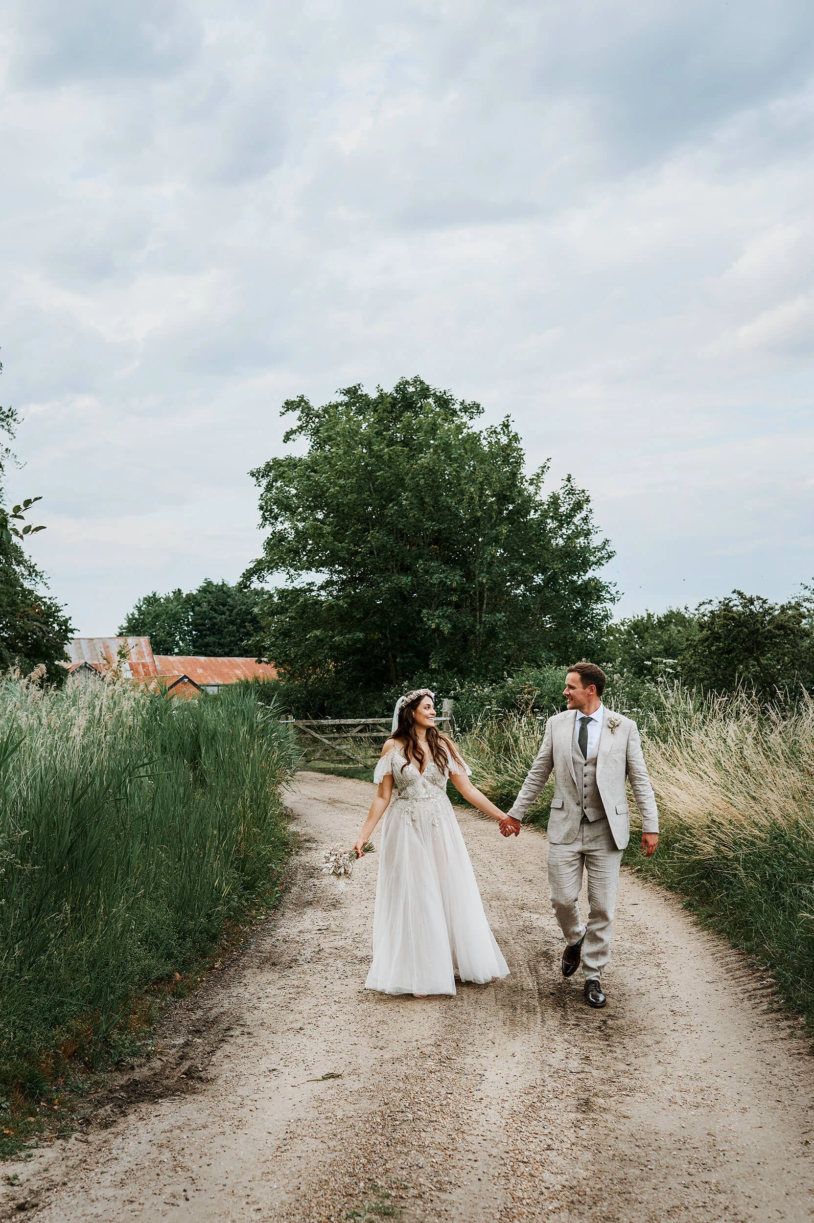 1620-editorial-romantic-alternative-wedding-photographer-uk-countryside-eco-friendly--17535319201294.jpg