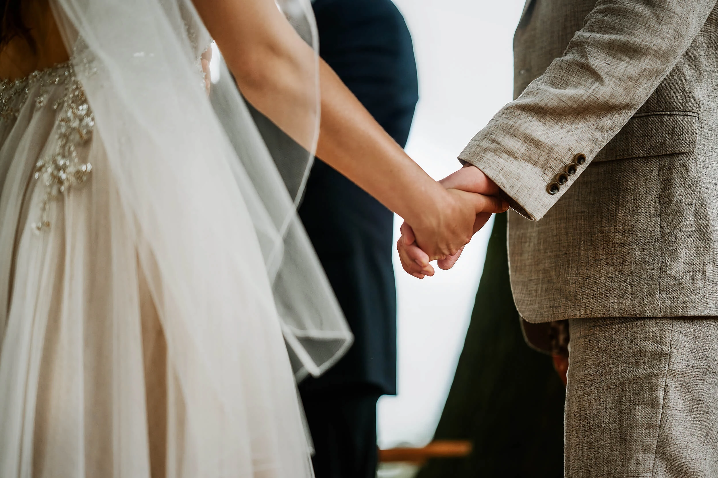 1646-editorial-romantic-alternative-wedding-photographer-uk-countryside-eco-friendly--17535319199026.jpg
